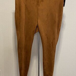 Simply Vera Vera Wang Womens  Size 1X 36X29”Faux Suede Pants